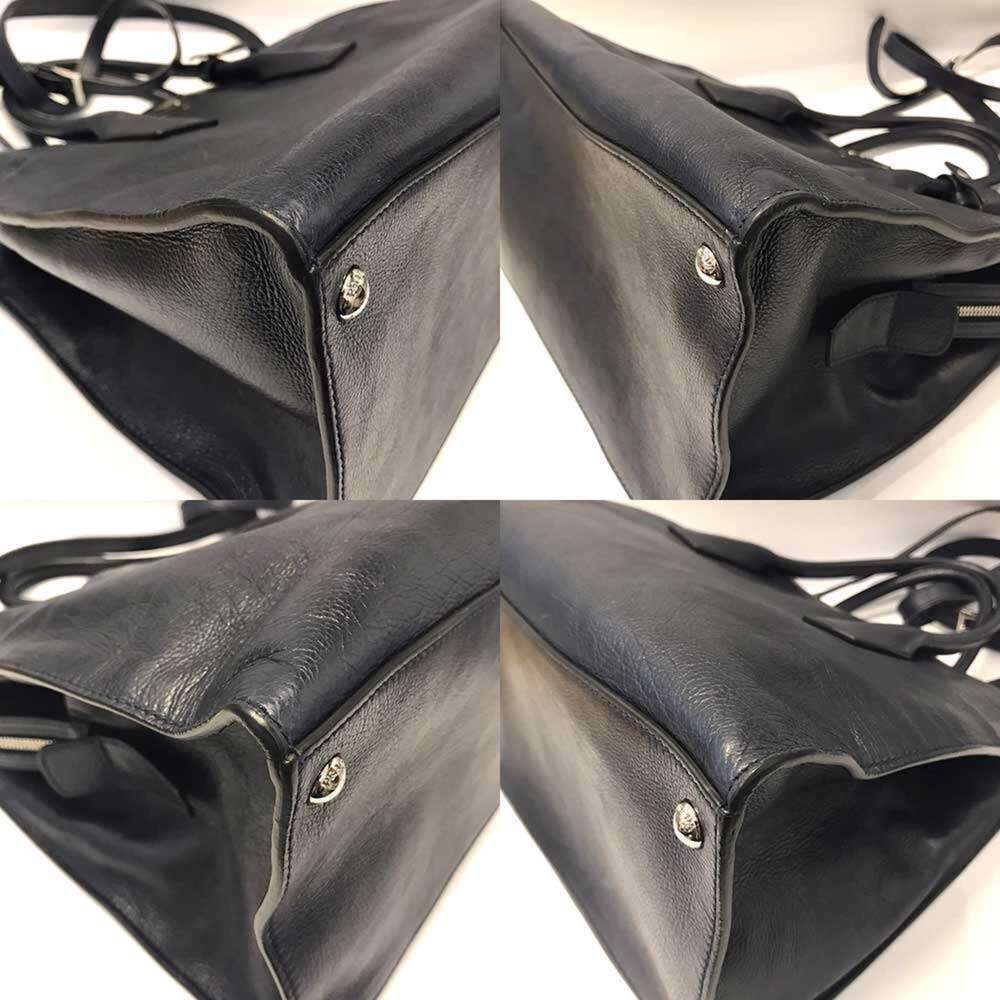 PRADA Bag - Picture 3 of 8